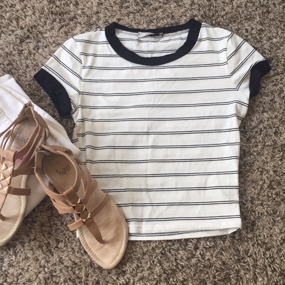 🖤 Striped Crop Top